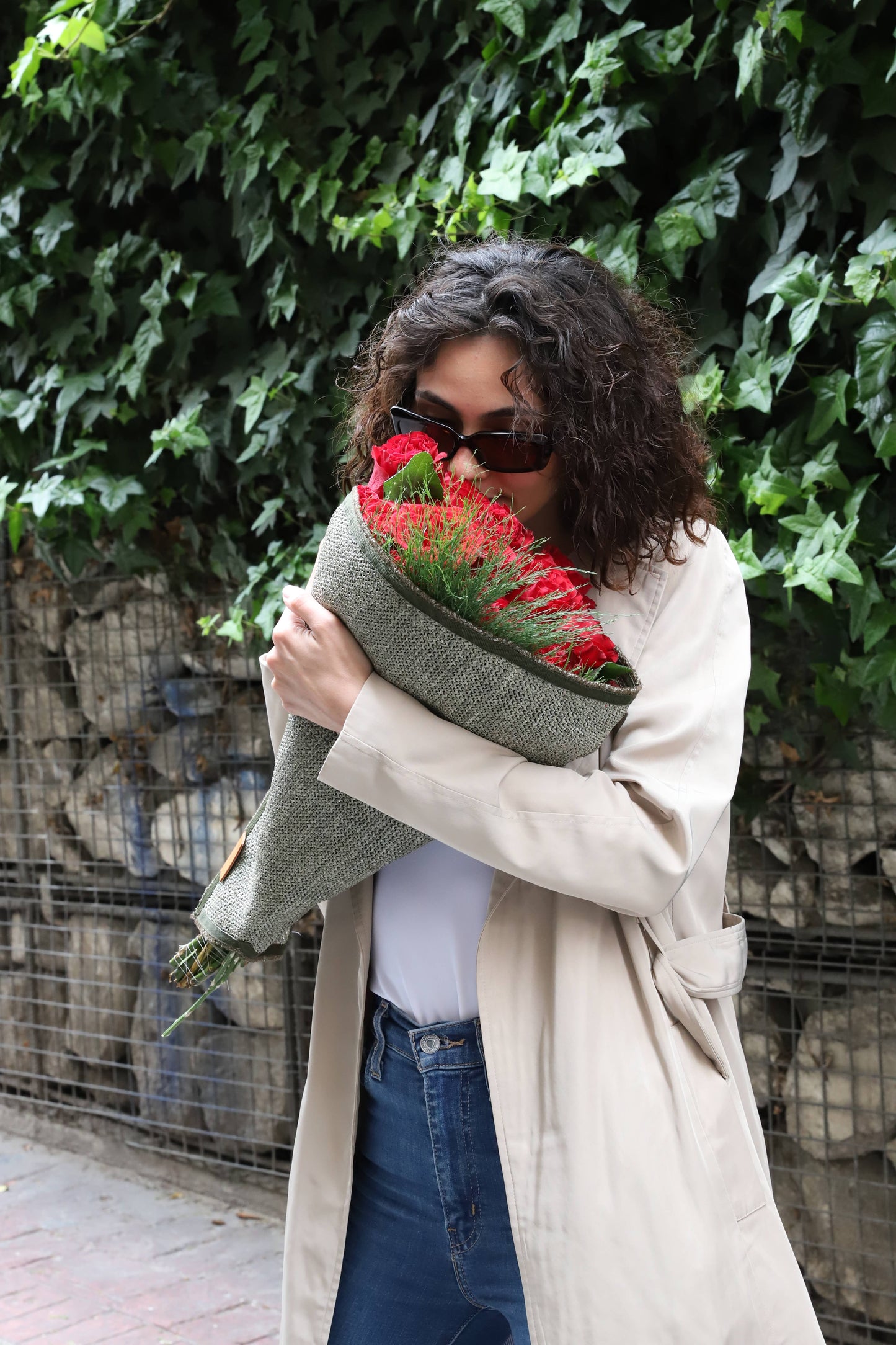 BQ Handmade Green Flower Bouquet Bag | Eco-Friendly Bloom Carrier | Unique Gift for Florists & Flower Lovers