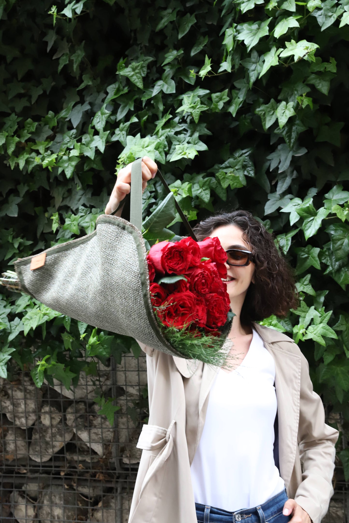 BQ Handmade Green Flower Bouquet Bag | Eco-Friendly Bloom Carrier | Unique Gift for Florists & Flower Lovers