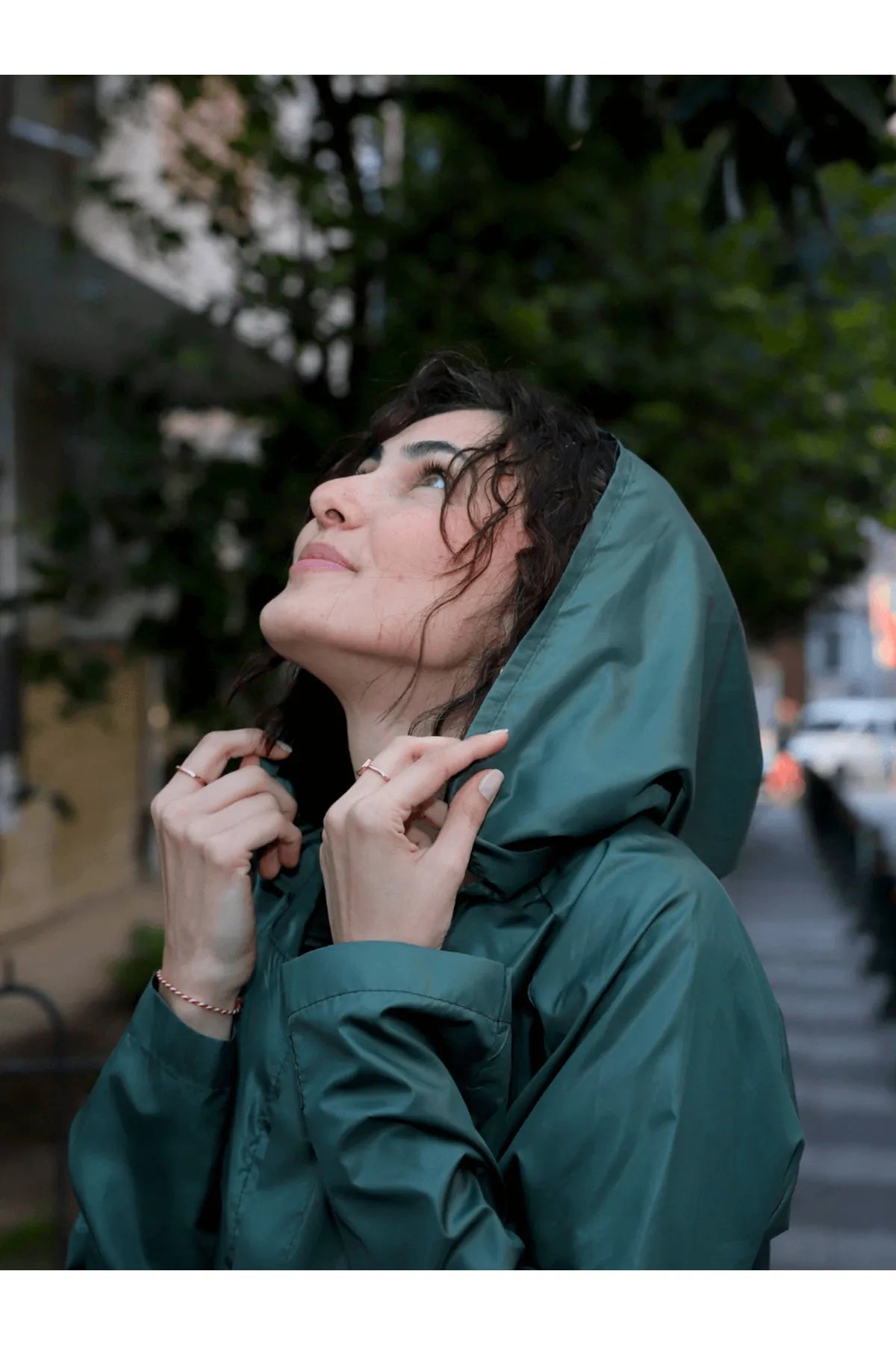 POWİSH Forest Green Waterproof Raincoat - Functional and Nature-Inspired"